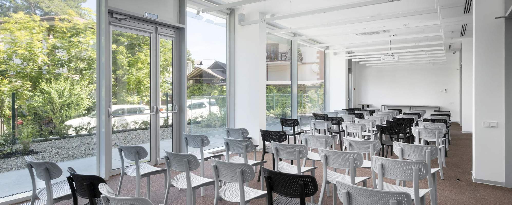 Фотографии конференц-зала Дивотель