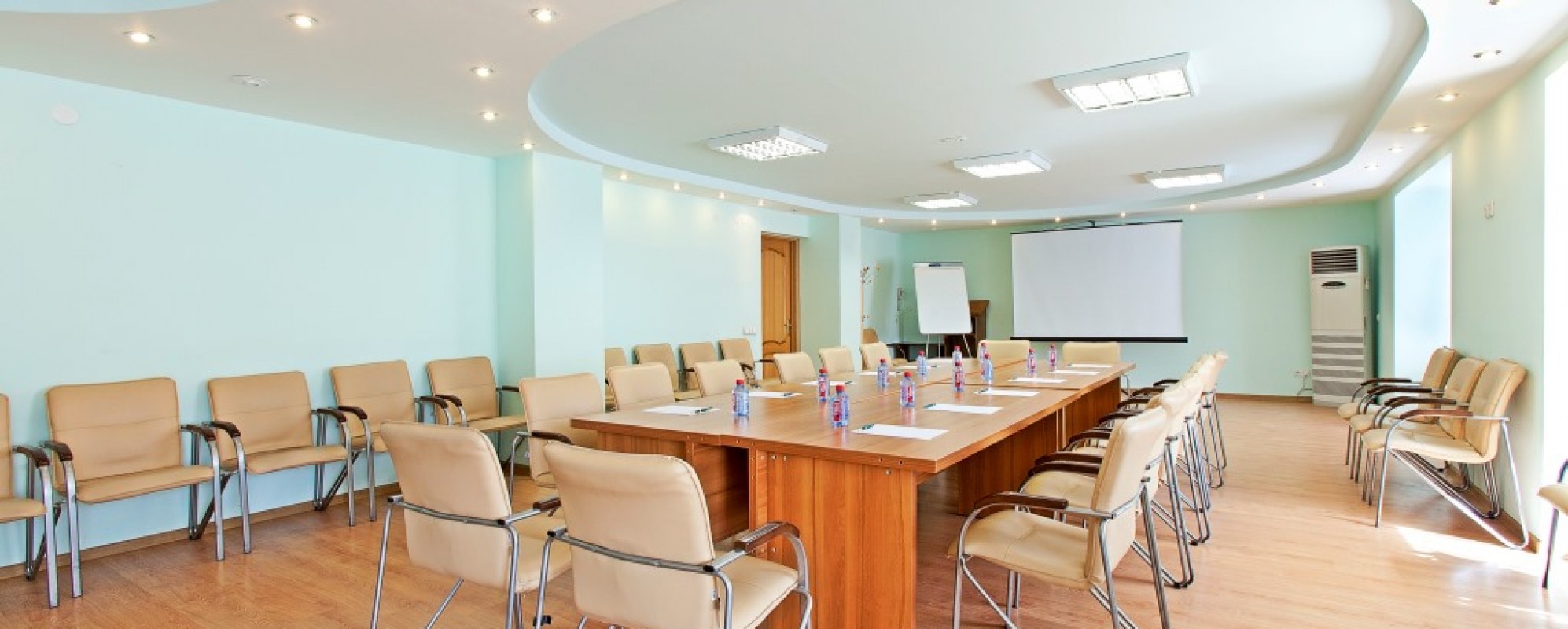 Фотографии конференц-зала Большой конференц-зал