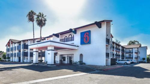 Фотография гостиницы Motel 6-Ontario, CA - Convention Center - Airport