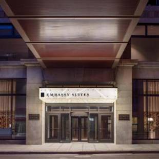 Фотографии гостиницы 
            Embassy Suites By Hilton Minneapolis Downtown Hotel