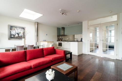 Фотография апарт отеля Marnix Top: 8P near Leidsche