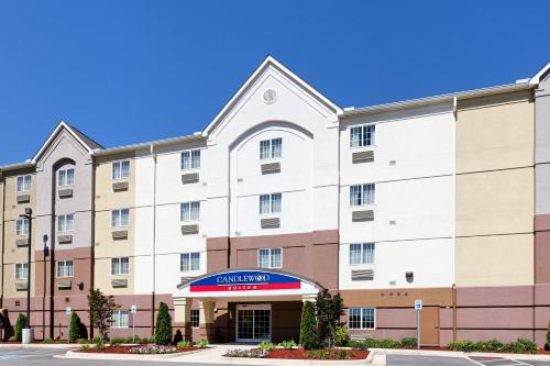 Фотография гостиницы Candlewood Suites Tuscaloosa, an IHG Hotel
