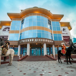 Фотография банкетного зала Мэргэн