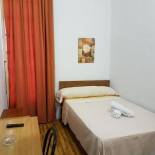 Фотография гостевого дома Pensión Berti Madrid