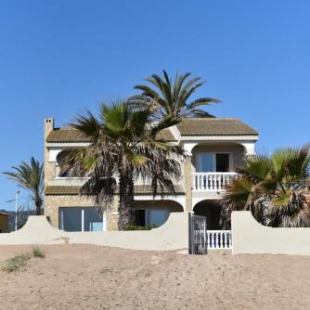 Фотография гостевого дома Beach House Villa Roca