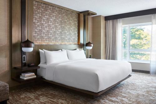 Фотография гостиницы Chicago Marriott Southwest at Burr Ridge