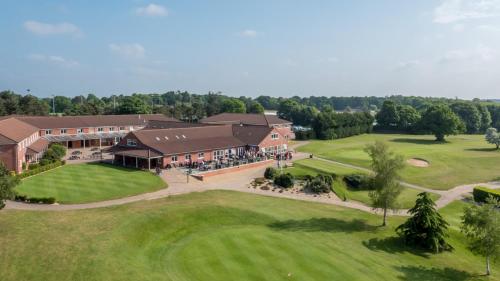 Фотография гостиницы Wensum Valley Hotel Golf and Country Club