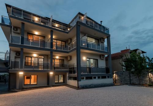 Фотографии гостевого дома 
            GRAMADA Guest House