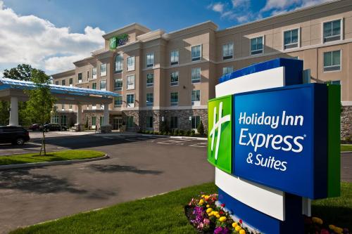Фотография гостиницы Holiday Inn Express & Suites Columbus - Easton Area, an IHG Hotel