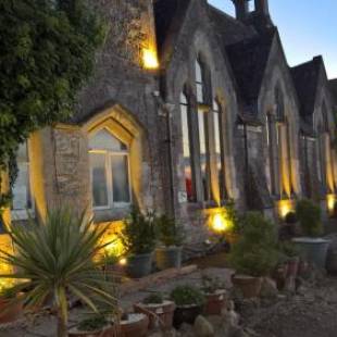 Фотографии гостиницы
Schoolhouse Restaurant and Hotel