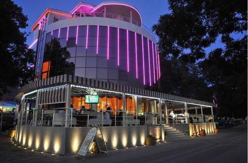 Фотография гостиницы Компас Отель Магнолия