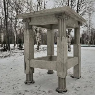 Фотография памятника Поэтическая табуретка