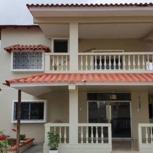 Фотографии гостевого дома
Renovada Casa Familiar con piscina en Salinas