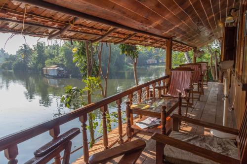 Фотографии гостиницы
Malayalam Lake Resort