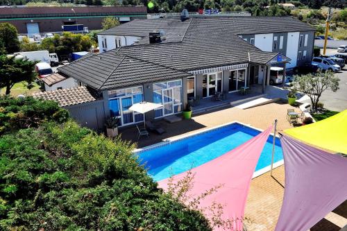 Фотография гостиницы greet Hotel Marseille Provence Aéroport