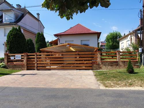 Фотография гостевого дома Kéknefelejcs Vendégház