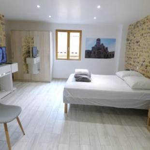 Фотографии гостевого дома 
            Maison de 3 chambres avec vue sur la ville et wifi a Brioude
