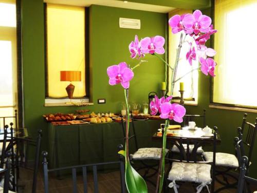 Фотография гостиницы Hotel De La Ville Relais