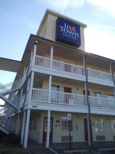 Фотография мотеля Intown Suites Extended Stay Dallas/Garland