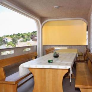 Фотографии гостевого дома
Apartments and rooms with parking space Vrbnik, Krk - 5299