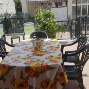 Фотографии гостевого дома 
            ADOSADO NUEVA OROPESA