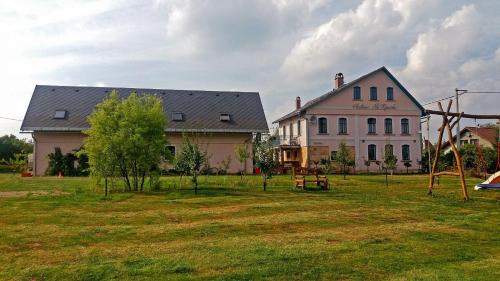 Фотография гостевого дома Na Kopečku AD 1795 - restaurace a penzion