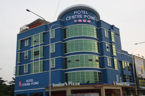 Фотография гостиницы Hotel Centre Point Tampin