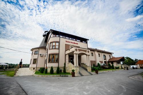 Фотографии гостиницы 
            Hotel Svetionik Obrenovac