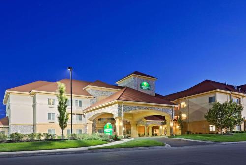 Фотография гостиницы La Quinta by Wyndham Olathe