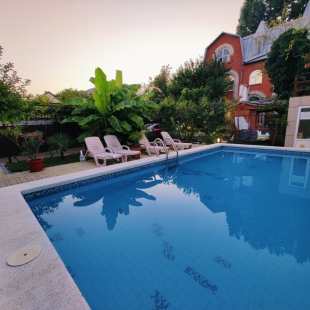 Фотография Коттеджа Частный Дом с Бассейном