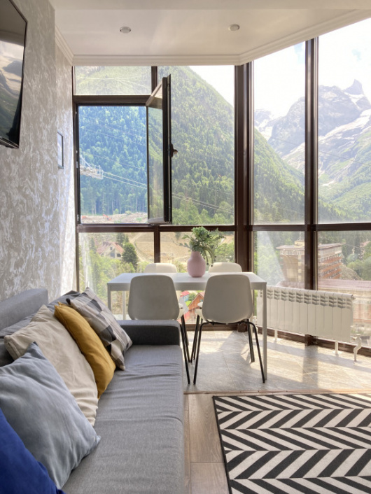 Фотографии квартиры 
            Апартаменты Евродвушка в центре Домбая