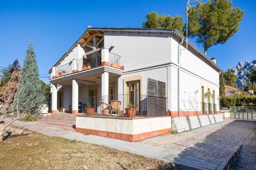 Фотография гостевого дома Xalet de la Muntanya El BrucMontserrat