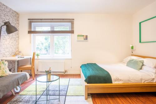 Фотография гостевого дома Tower Bridge Rainbow Suites