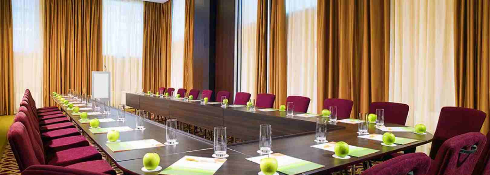 Фотография комнаты для переговоров CENTER Kazan Kremlin