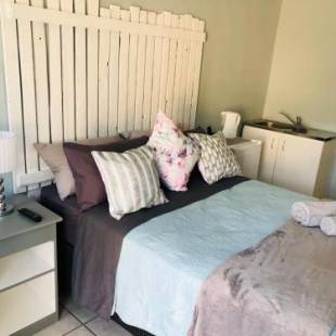 Фотографии гостевого дома
Conti-INN Guesthouse