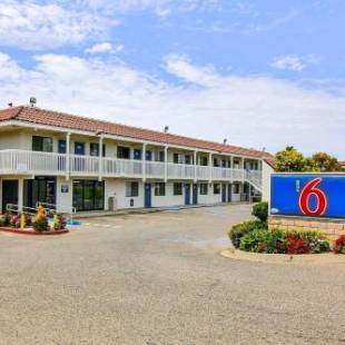 Фотографии гостиницы
Motel 6-Lompoc, CA