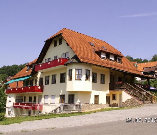 Фотография гостиницы Landgasthof Zum Hirschen