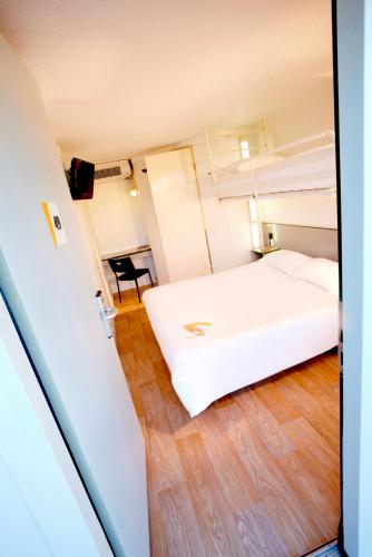 Фотография гостиницы Premiere Classe Marseille Vitrolles Anjoly