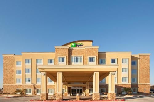 Фотография гостиницы Holiday Inn Express Hotel & Suites Austin South - Buda, an IHG Hotel