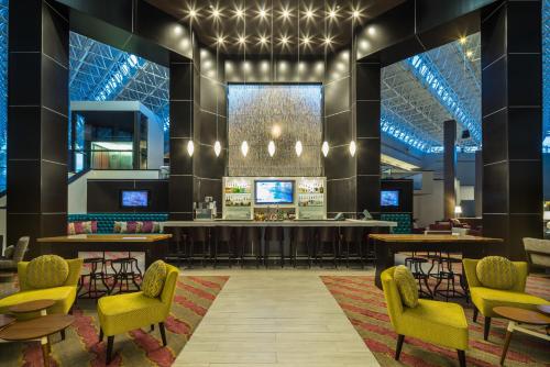 Фотография гостиницы DoubleTree by Hilton Austin Northwest - Arboretum