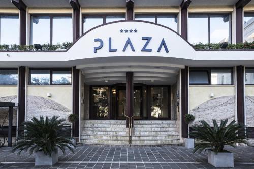 Фотография гостиницы Hotel Plaza