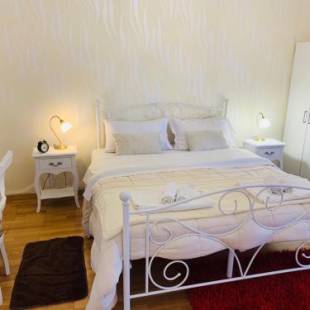 Фотографии мини отеля
Casa Rosmini rooms