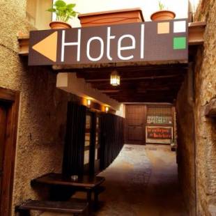 Фотографии гостиницы 
            Hotel Asador O Callejón De Belchite