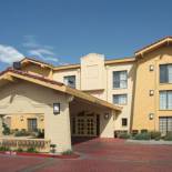 Фотография гостиницы La Quinta Inn by Wyndham Santa Fe