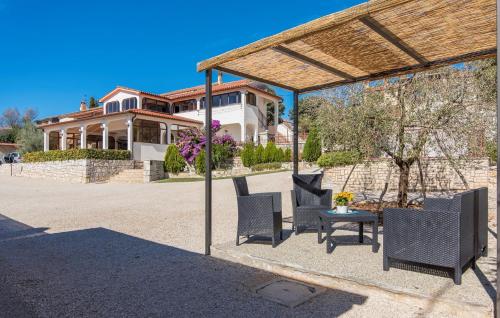 Фотография гостевого дома Cottage Nilda I