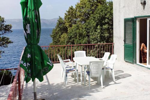 Фотография гостевого дома Apartments by the sea Kozarica, Mljet - 4950
