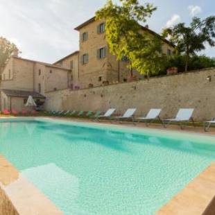 Фотографии гостевого дома
Borgo Colognola - Dimora Storica