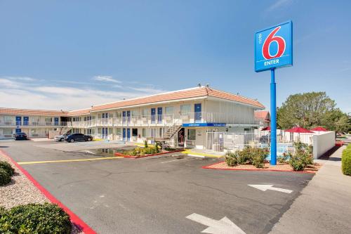 Фотография гостиницы Motel 6-Albuquerque, NM - Carlisle