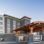 Фотография гостиницы Wyndham Garden Calgary Airport