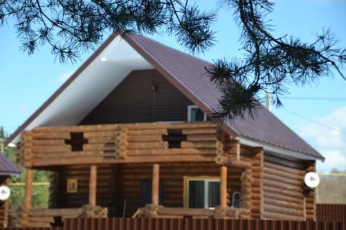 Фотография гостевого дома Коттеджи Красная Гора